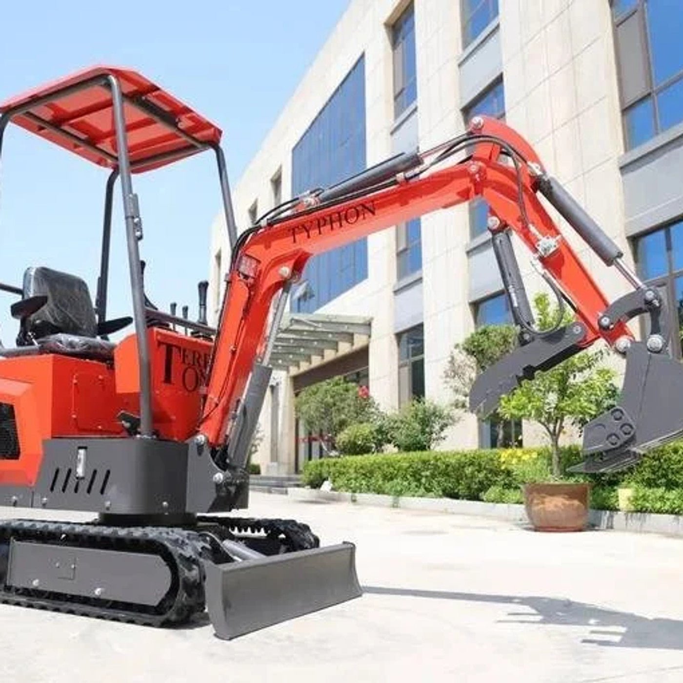 riggmont-35660-file_86f709ee-f311-44f3-b4ea-df762ac20814 TYPHON TERROR ONE STORM 1 Ton Mini Excavator Trench Digger Hydraulic - Image 1
