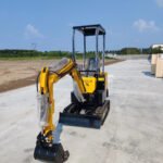 In USA Mini Excavator 1 Ton Digger 13.5hp Gas Tracked Crawler B&S EPA Engine - Image 16