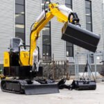 In USA Mini Excavator 1 Ton Digger 13.5hp Gas Tracked Crawler B&S EPA Engine - Image 8