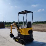 In USA Mini Excavator 1 Ton Digger 13.5hp Gas Tracked Crawler B&S EPA Engine - Image 14